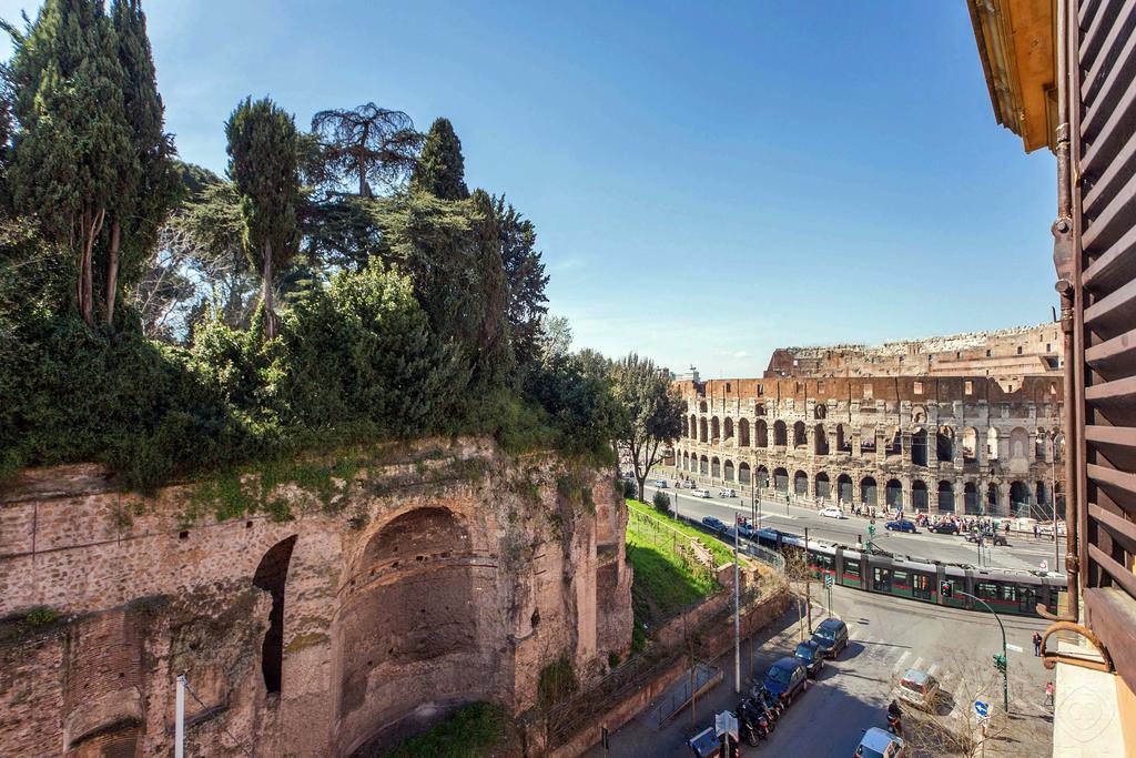 Fori Imperiali Apartment روما المظهر الخارجي الصورة