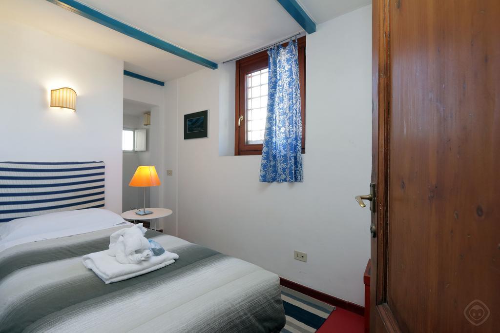 Fori Imperiali Apartment روما المظهر الخارجي الصورة