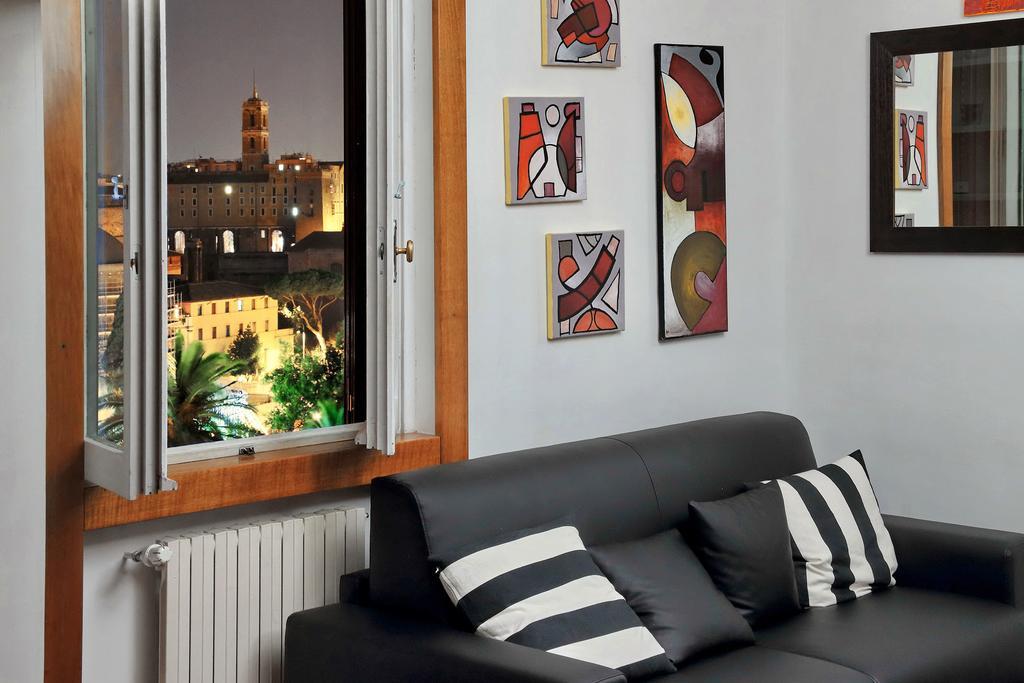 Fori Imperiali Apartment روما المظهر الخارجي الصورة