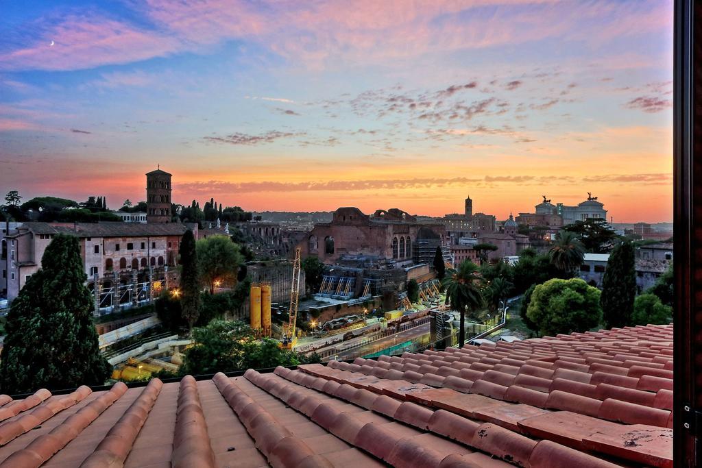 Fori Imperiali Apartment روما المظهر الخارجي الصورة