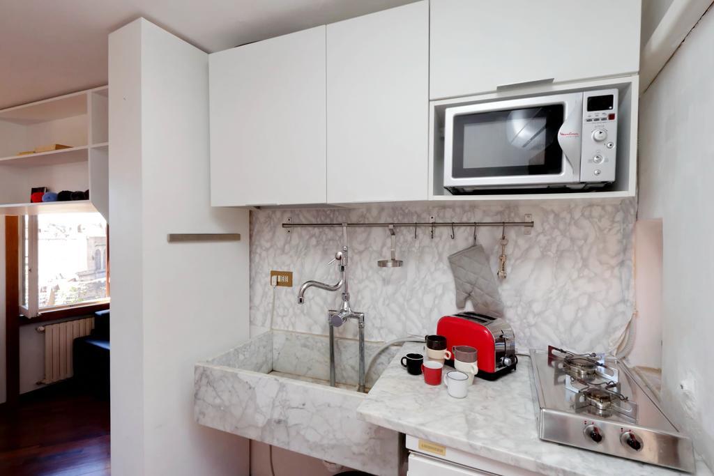 Fori Imperiali Apartment روما المظهر الخارجي الصورة