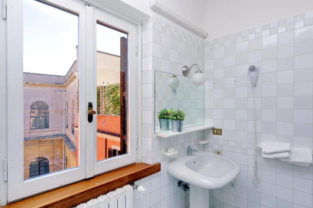 Fori Imperiali Apartment روما المظهر الخارجي الصورة
