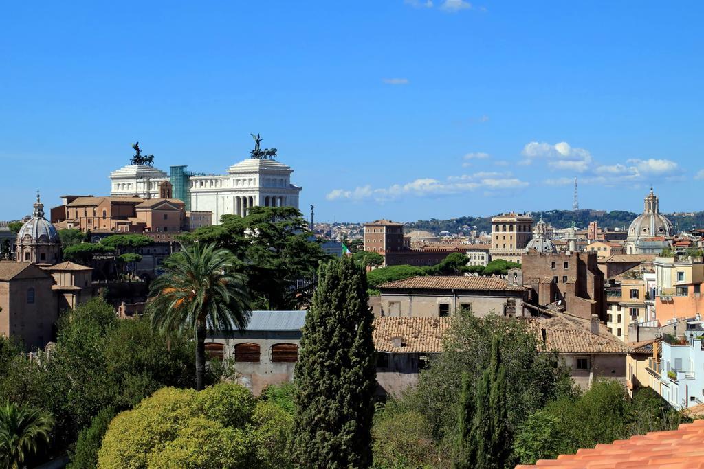 Fori Imperiali Apartment روما المظهر الخارجي الصورة