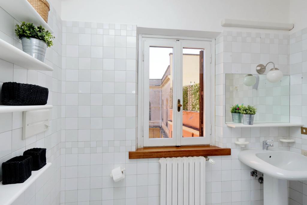 Fori Imperiali Apartment روما المظهر الخارجي الصورة