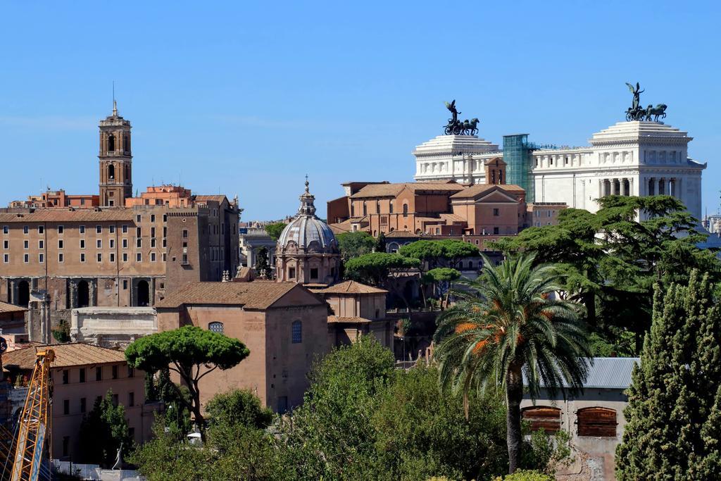 Fori Imperiali Apartment روما المظهر الخارجي الصورة